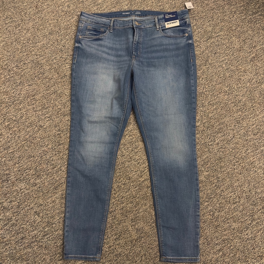 Women's Skinny Jeans!